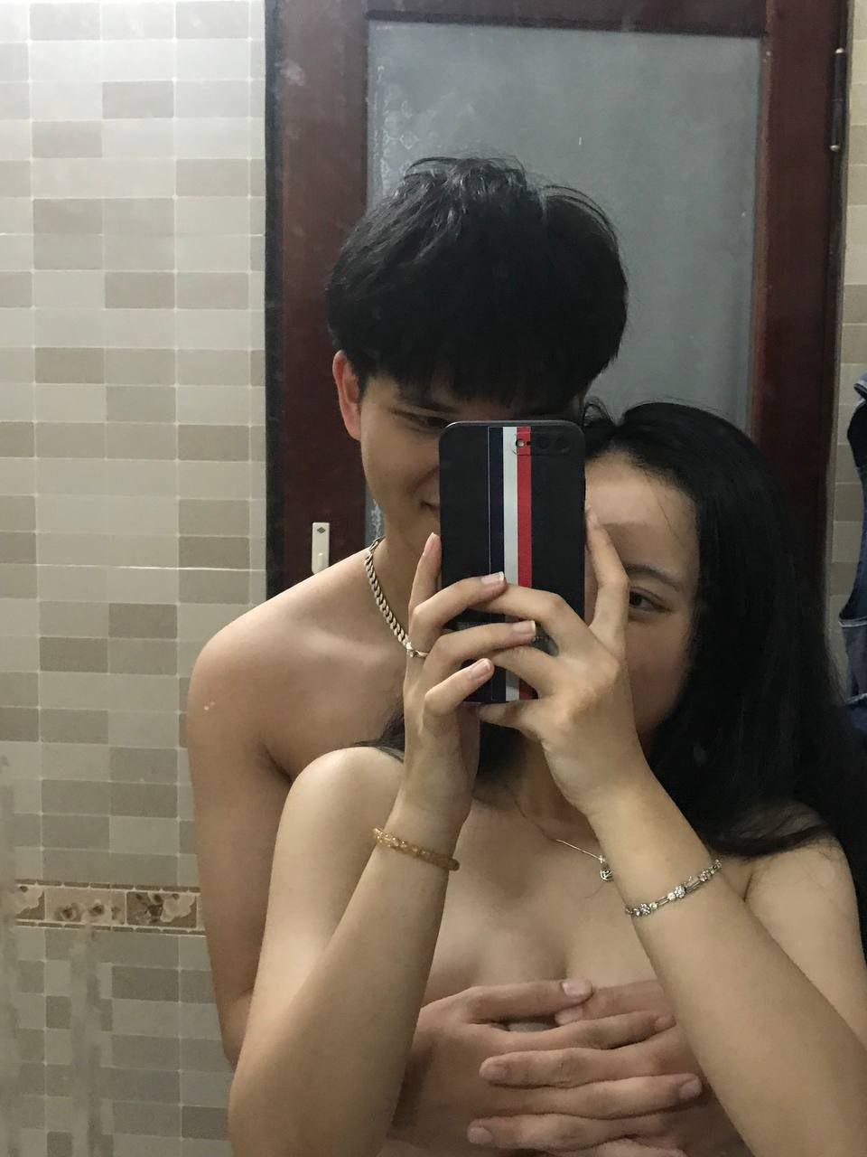 Gạ địt em gái mông to đang học bài Anny Walker